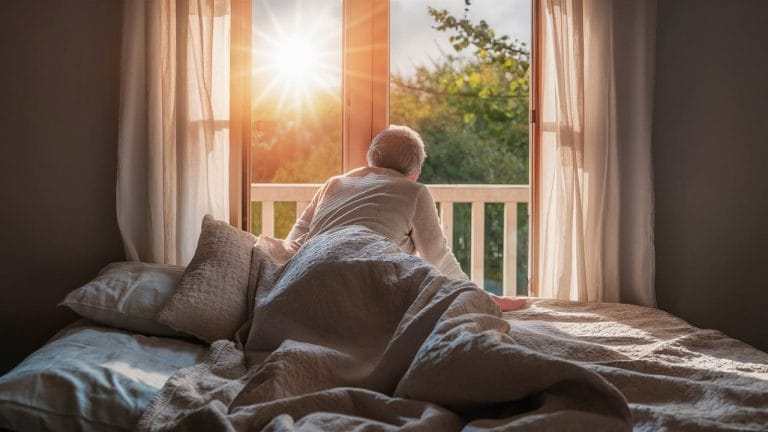 Lee más sobre el artículo El Impacto del Sueño en el Dolor Crónico